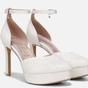 Naturalizer Women's Rak Ankle Strap Dress Shoe - Silk White Fabric